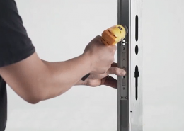 So installieren Sie das Fingerabdruck-Türschloss