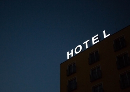 現代のホテルのための最高のホテル管理ソフトウェア