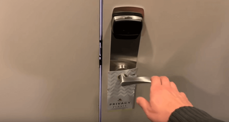 Warum müssen Sie wissen, wie man eine Hoteltür ohne Schlüsselkarte öffnet?