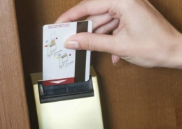 Jak přemagnetizovat hotelovou klíčovou kartu Průvodce krok za krokem