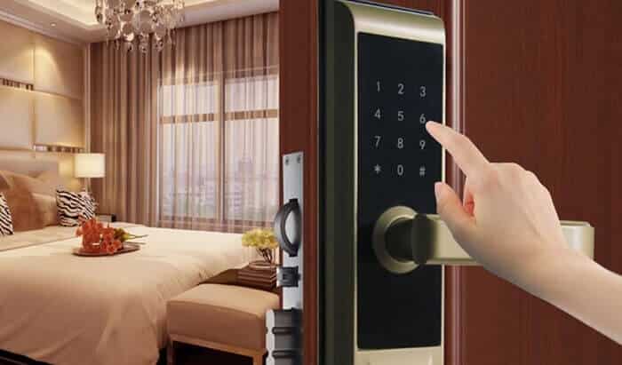 How to unlock a keypad door lock without the code