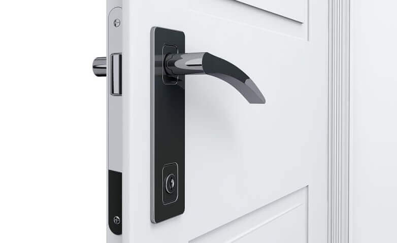 What to do before opening an electronic door lock without a key