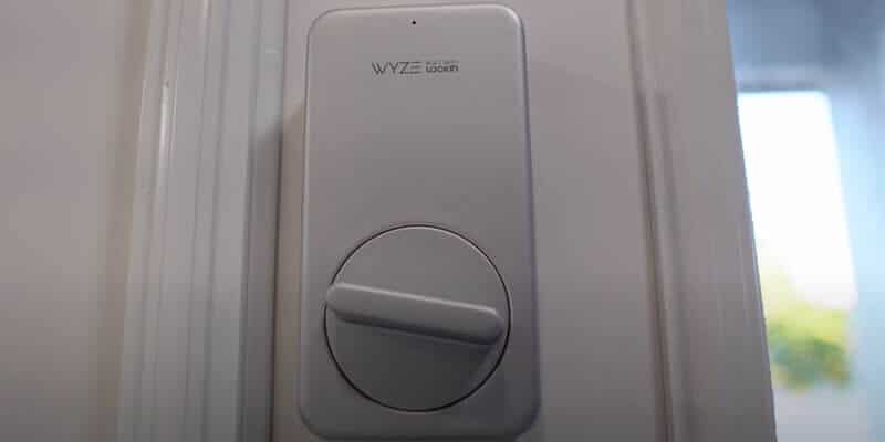 قفل Wyze - يتصل wyze بشبكة Wi-Fi.