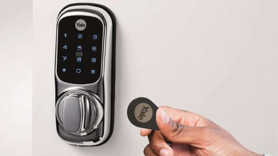 How to unlock a yale lock with a Remote fob