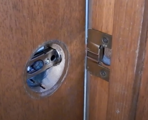 Door Latch Stuck in Locked Position A Simple Step-by-Step Guide