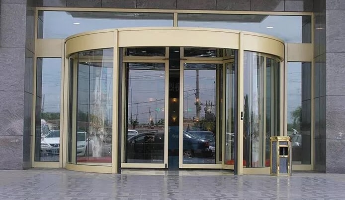 Exploring Why Need Revolving Doors in Commercial Buildings 7