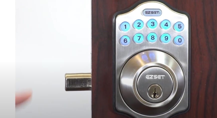 Why is your ezset lock not working